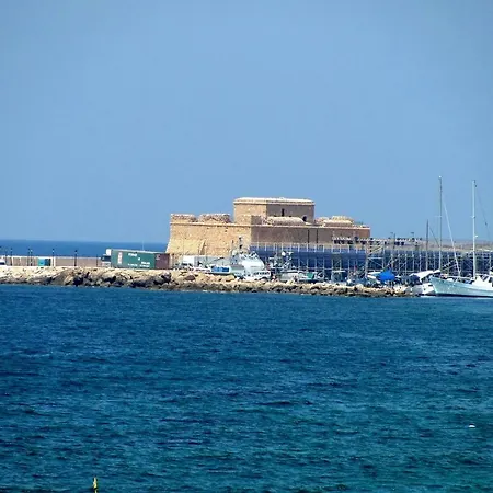 Plutos Mezonet Villa